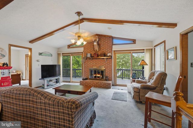 303 PINE DR, Louisa, VA 23093