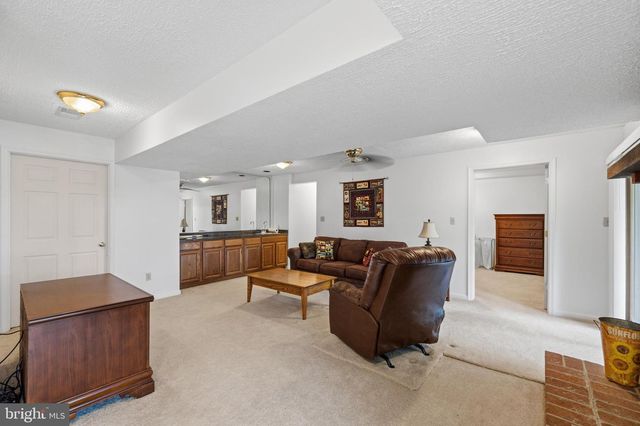 303 PINE DR, Louisa, VA 23093