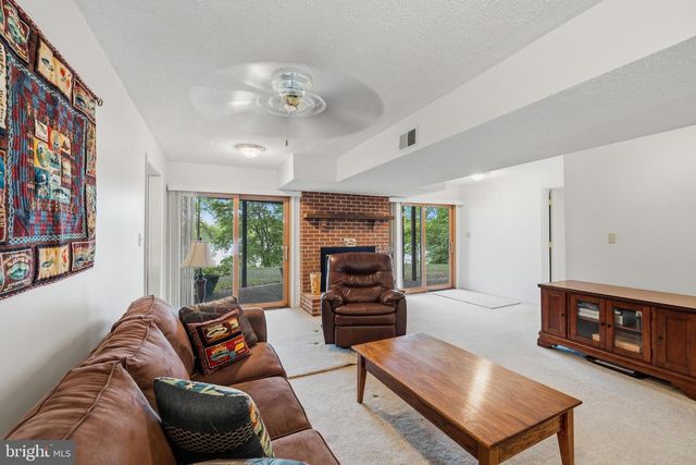303 PINE DR, Louisa, VA 23093