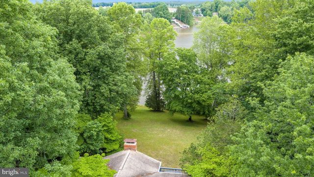 303 PINE DR, Louisa, VA 23093