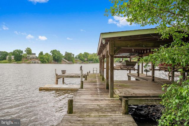 303 PINE DR, Louisa, VA 23093