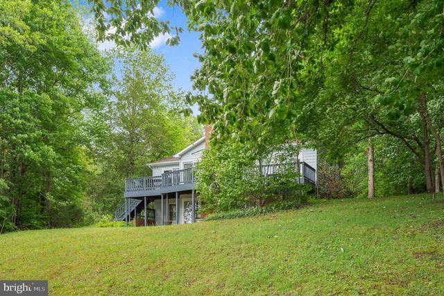 303 PINE DR, Louisa, VA 23093