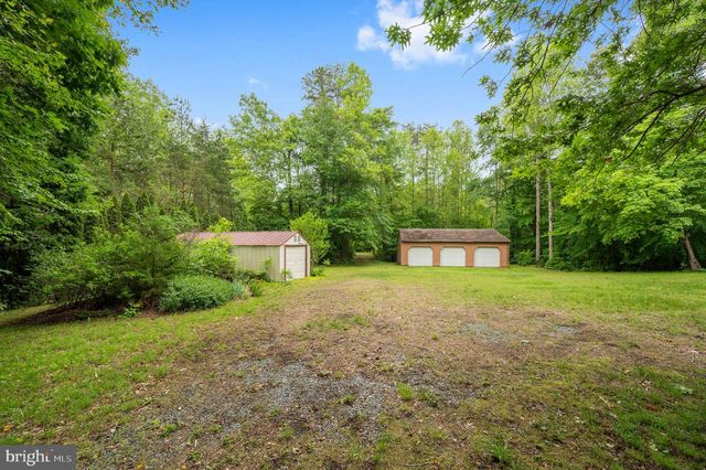 303 PINE DR, Louisa, VA 23093