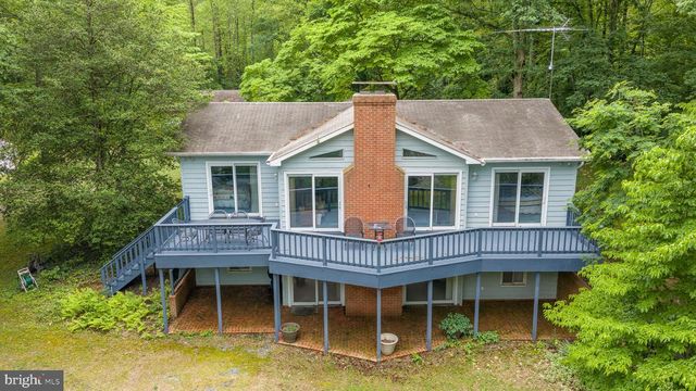 303 PINE DR, Louisa, VA 23093