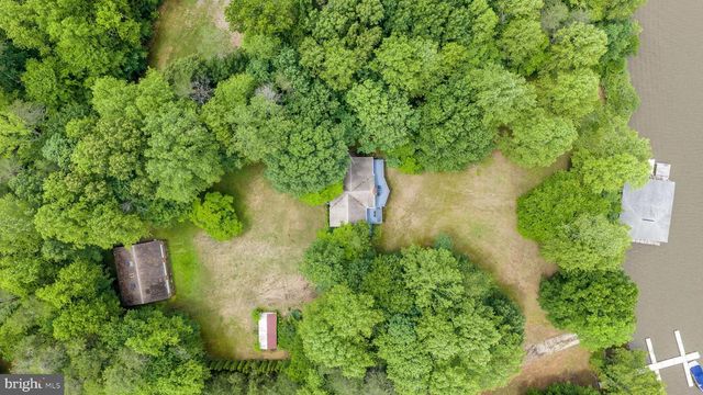 303 PINE DR, Louisa, VA 23093