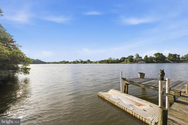 303 PINE DR, Louisa, VA 23093