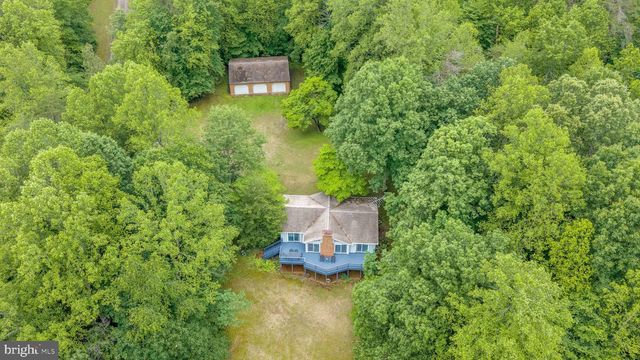 303 PINE DR, Louisa, VA 23093