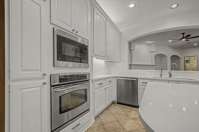 14323 Horizon Falls Lane, Humble, TX 77396