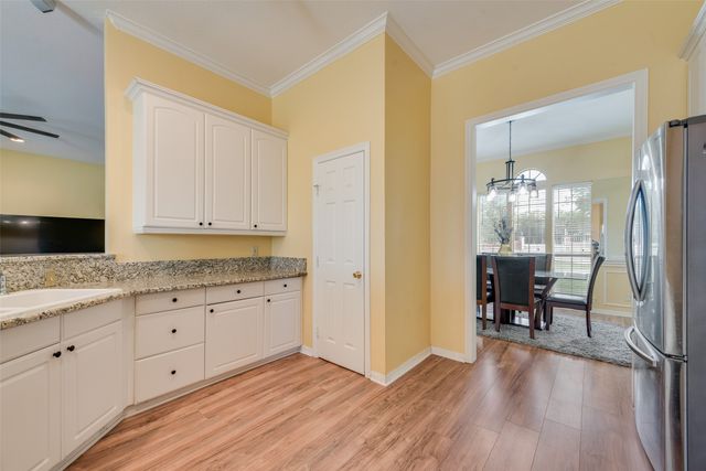 700 E Little Creek Road, Cedar Hill, TX 75104