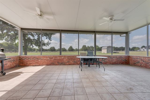 700 E Little Creek Road, Cedar Hill, TX 75104