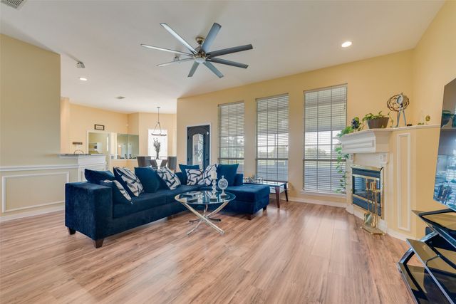 700 E Little Creek Road, Cedar Hill, TX 75104