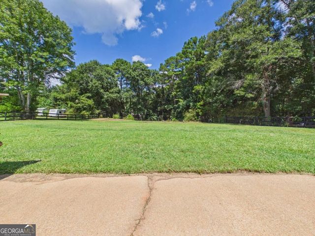 104 Huntington Drive, Lagrange, GA 30240