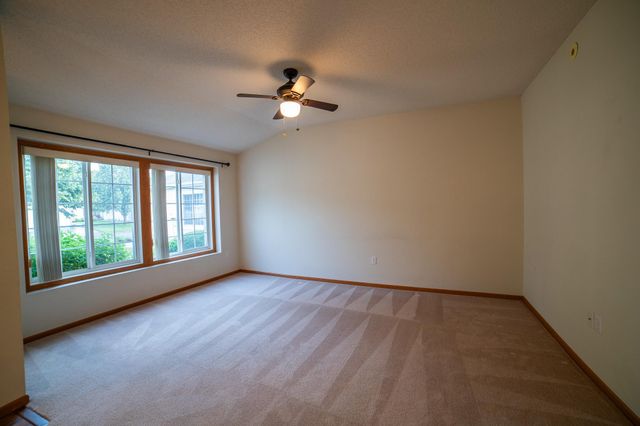 14677 Bloomfield Way, Rosemount, MN 55068