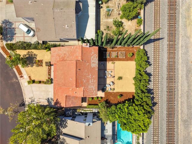 10628 Alabama Avenue, Chatsworth, CA 91311