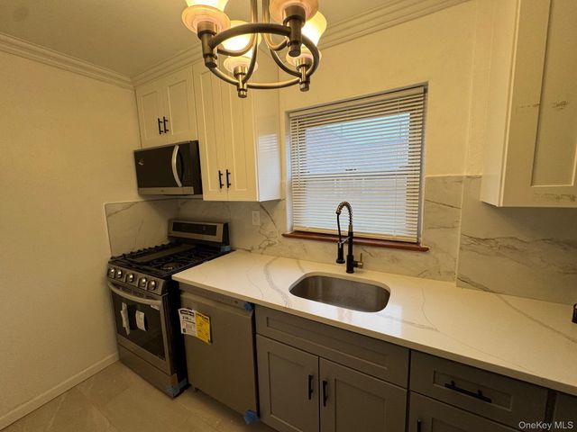 320 S Broadway N9, Tarrytown, NY 10591