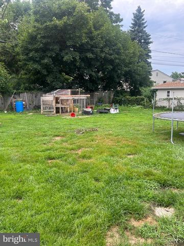 82 HOLDEN DR, New Castle, DE 19720
