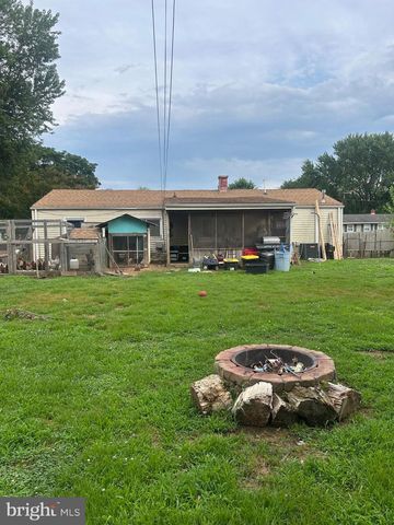 82 HOLDEN DR, New Castle, DE 19720