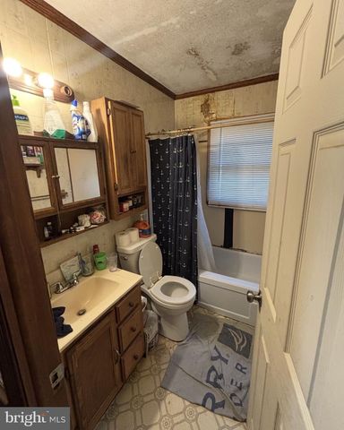 82 HOLDEN DR, New Castle, DE 19720