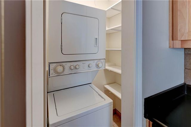 4157 Roanoke Road 2, Kansas City, MO 64111