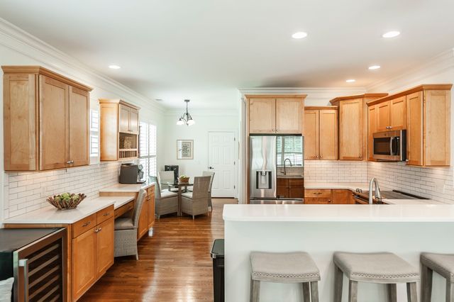1159 Fairvue Village Ln, Gallatin, TN 37066