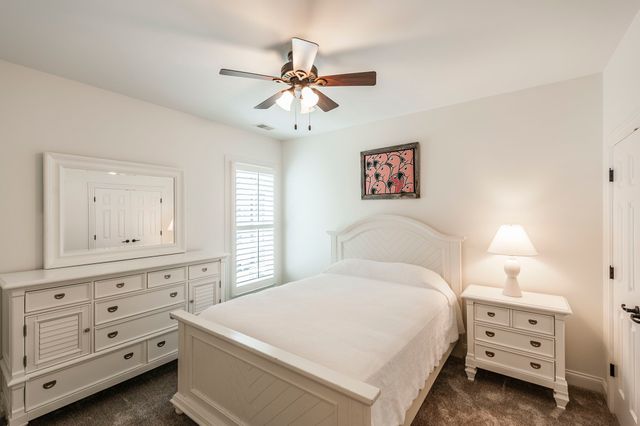 1159 Fairvue Village Ln, Gallatin, TN 37066
