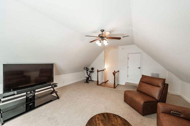1159 Fairvue Village Ln, Gallatin, TN 37066