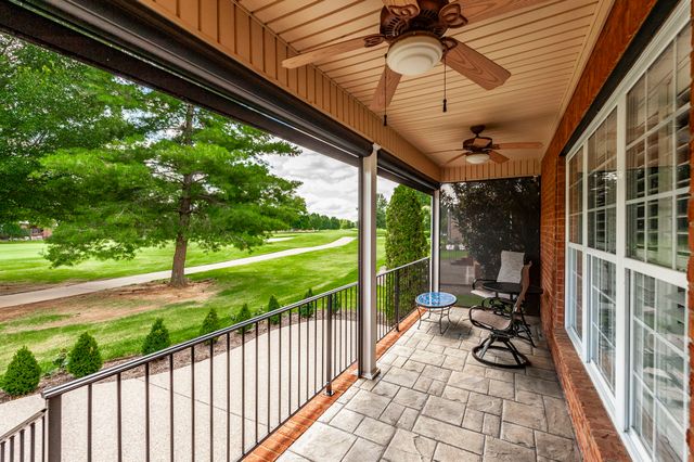 1159 Fairvue Village Ln, Gallatin, TN 37066