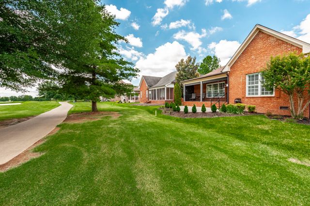 1159 Fairvue Village Ln, Gallatin, TN 37066
