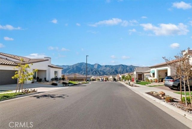 11560 Arch Hill Drive, Corona, CA 92883