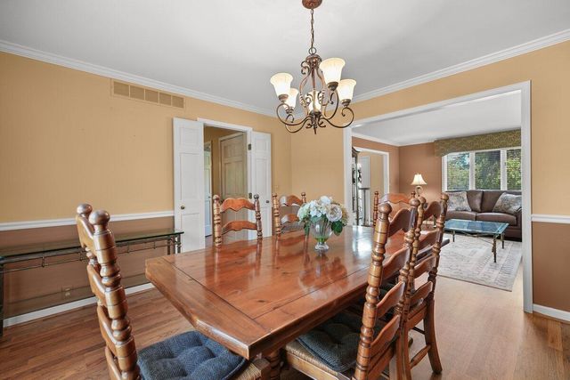 144 Guilford Road, Valparaiso, IN 46385