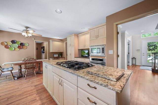 144 Guilford Road, Valparaiso, IN 46385
