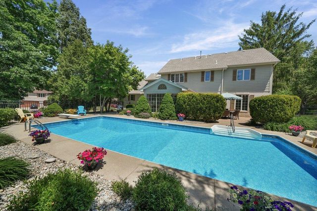 144 Guilford Road, Valparaiso, IN 46385