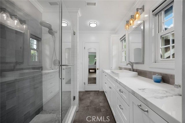 419 E Sunny Hills Road, Fullerton, CA 92835