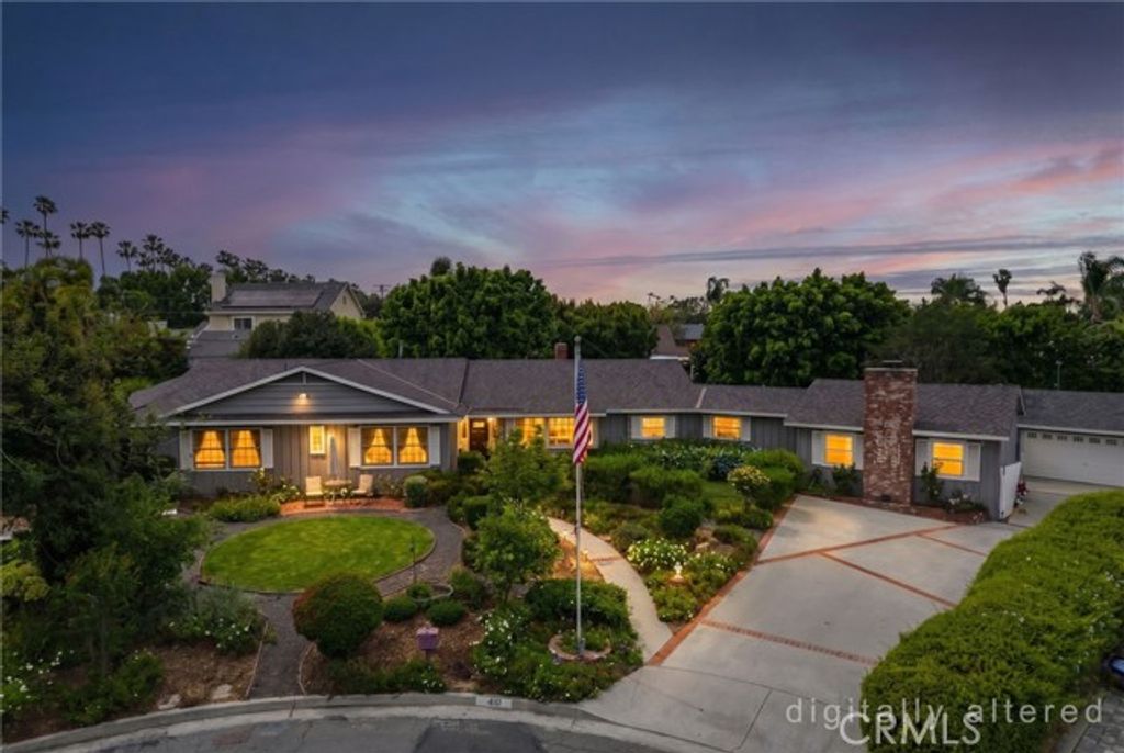 419 E Sunny Hills Road, Fullerton, CA 92835