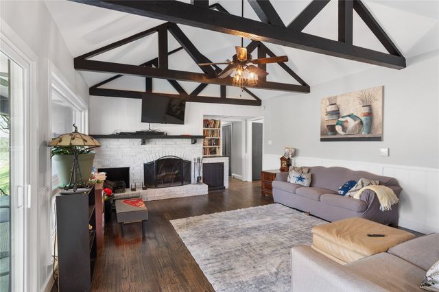 325 Arapaho E, Sherman, TX 75092