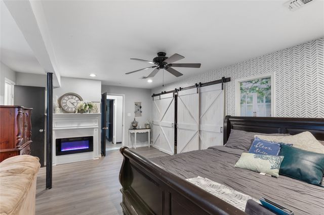 325 Arapaho E, Sherman, TX 75092