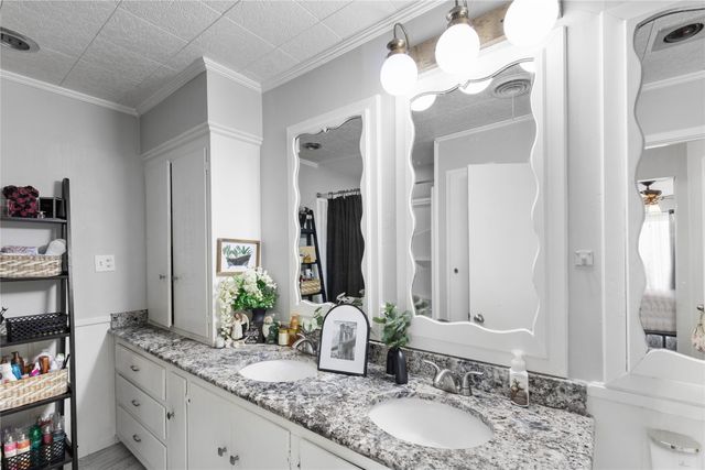 325 Arapaho E, Sherman, TX 75092