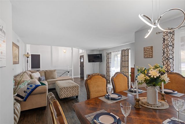 325 Arapaho E, Sherman, TX 75092