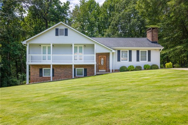 404 S Old Mill Road, Seneca, SC 29678