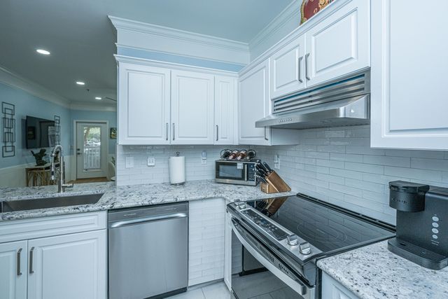 1814 Telfair Way, Charleston, SC 29412