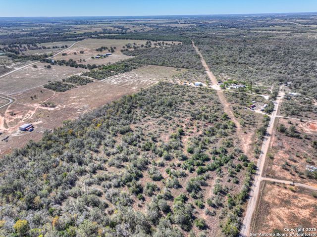 1011 Twin Creeks, Seguin, TX 78155