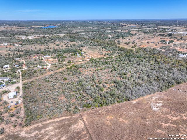 1011 Twin Creeks, Seguin, TX 78155