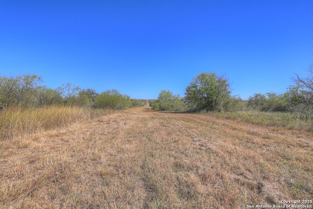 1011 Twin Creeks, Seguin, TX 78155