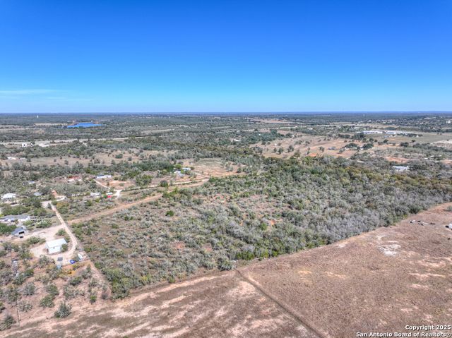 1011 Twin Creeks, Seguin, TX 78155