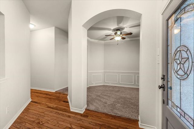 412 Cody Lane, Lewisville, TX 75067