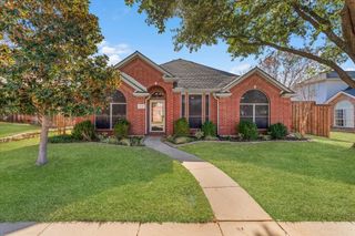 412 Cody Lane, Lewisville, TX 75067