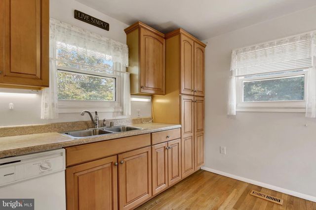 319 STONECASTLE AVE, Reisterstown, MD 21136