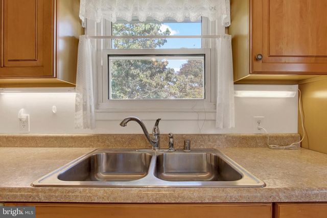 319 STONECASTLE AVE, Reisterstown, MD 21136