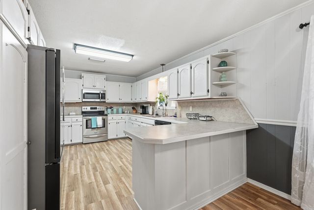 110 Cliff Court, Fairfield Bay, AR 72088