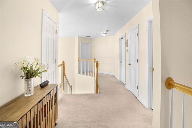 3884 Meandering Way SW, Lilburn, GA 30047